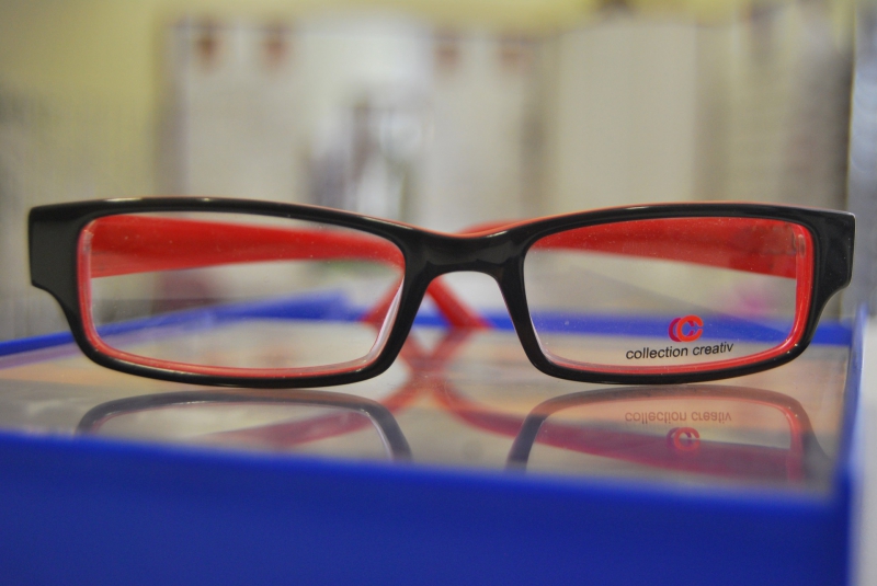 opticien-MASSOINS-min_view-sight-lens-frame-optics-spectacles-1141012-pxhere.com